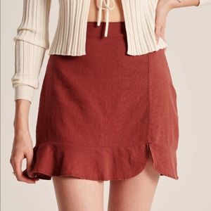 💓💗 ADORABLE Abercrombie linen ruffled mini skirt